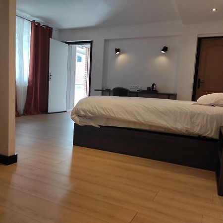 Modern'Hotel Valenciennes Eksteriør billede