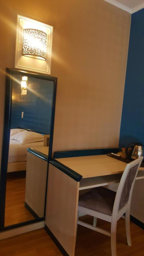 Modern'Hotel Valenciennes Eksteriør billede