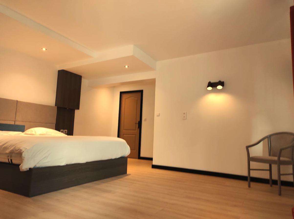 Modern'Hotel Valenciennes Eksteriør billede